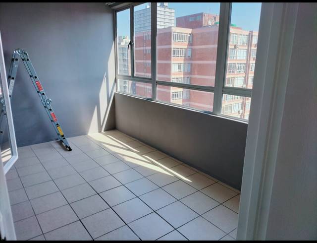 1.5 BEDROOM APARTMENT TO LET IN NORTH BEACH